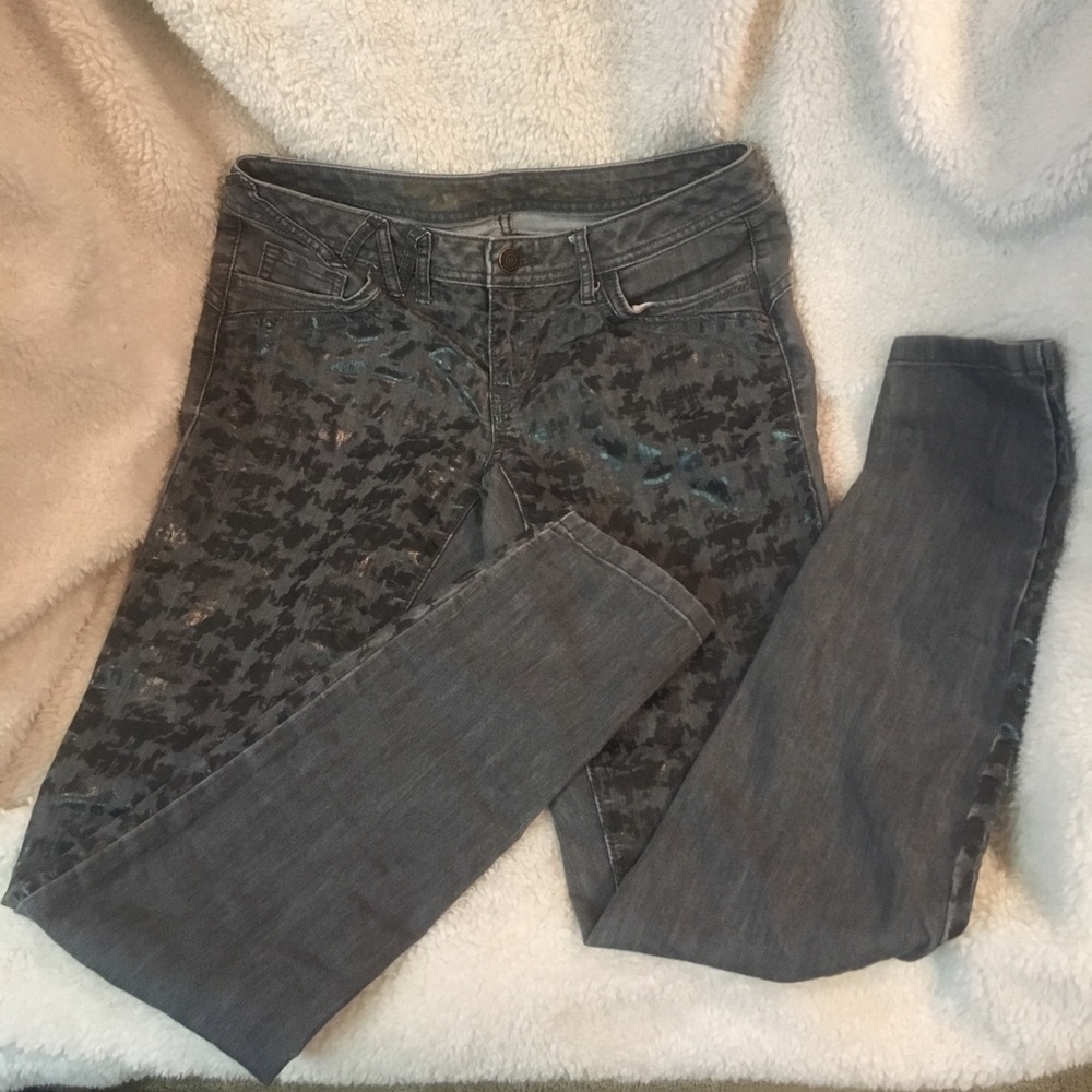 Princess Vera Wang coated denim, size 7 Juniors.